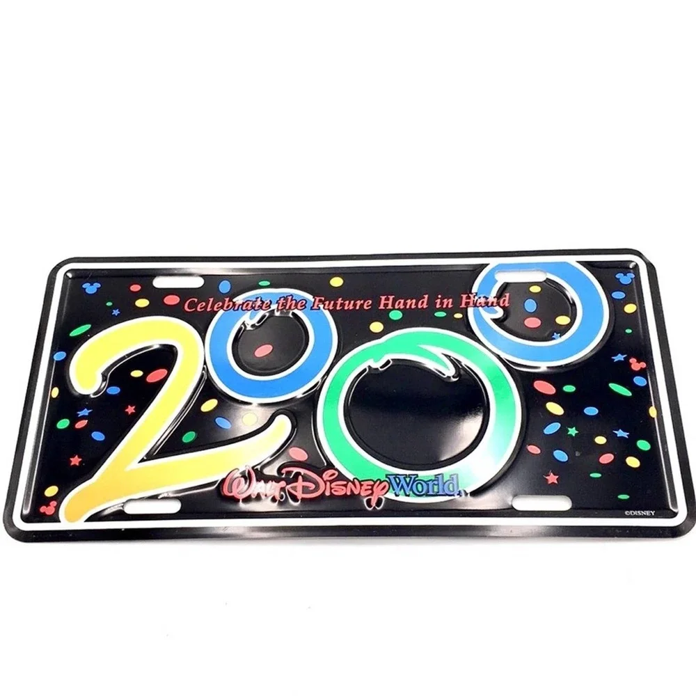 VINTAGE Disney World 2000 license plate NEW cond - Picture 1 of 9